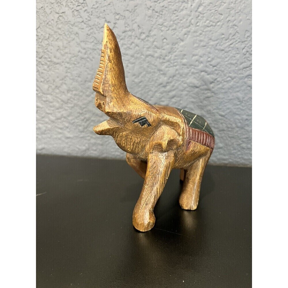 vintage hand carved stained elephant 9.5 hight 7length